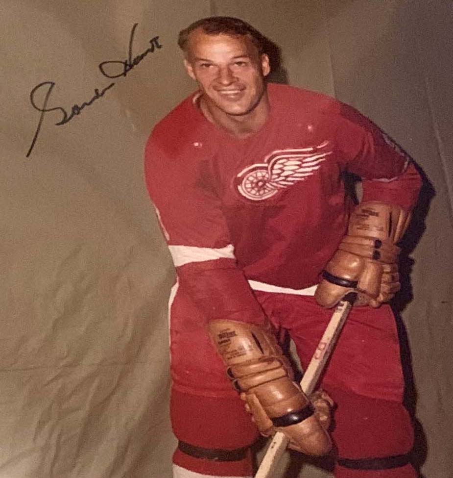 Gordie Howe autographed photo